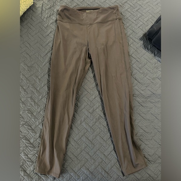 Walk Pop Leggings Bundle (M) - Picture 5 of 7